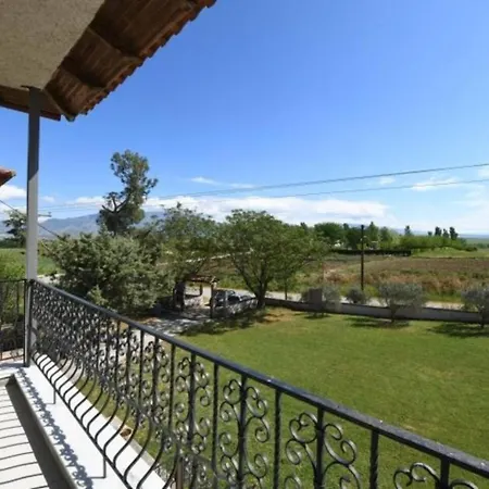 Countryside In Private 2,400 Sqm Estate Neos Skopos