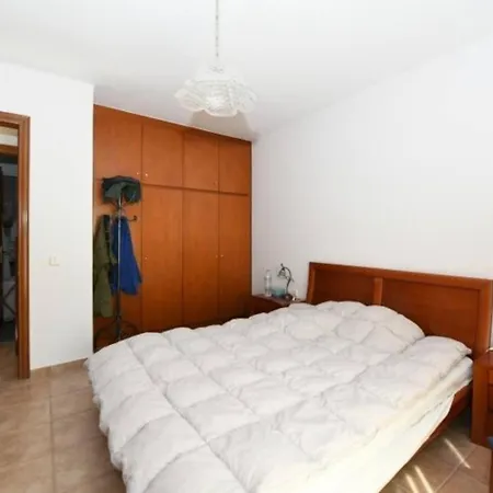 Countryside In Private 2,400 Sqm Estate Neos Skopos